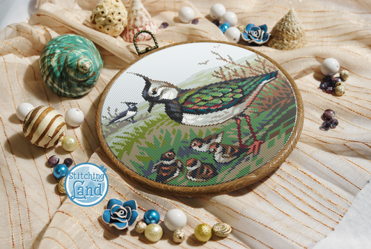 Northern Lapwing Cross Stitch Pattern