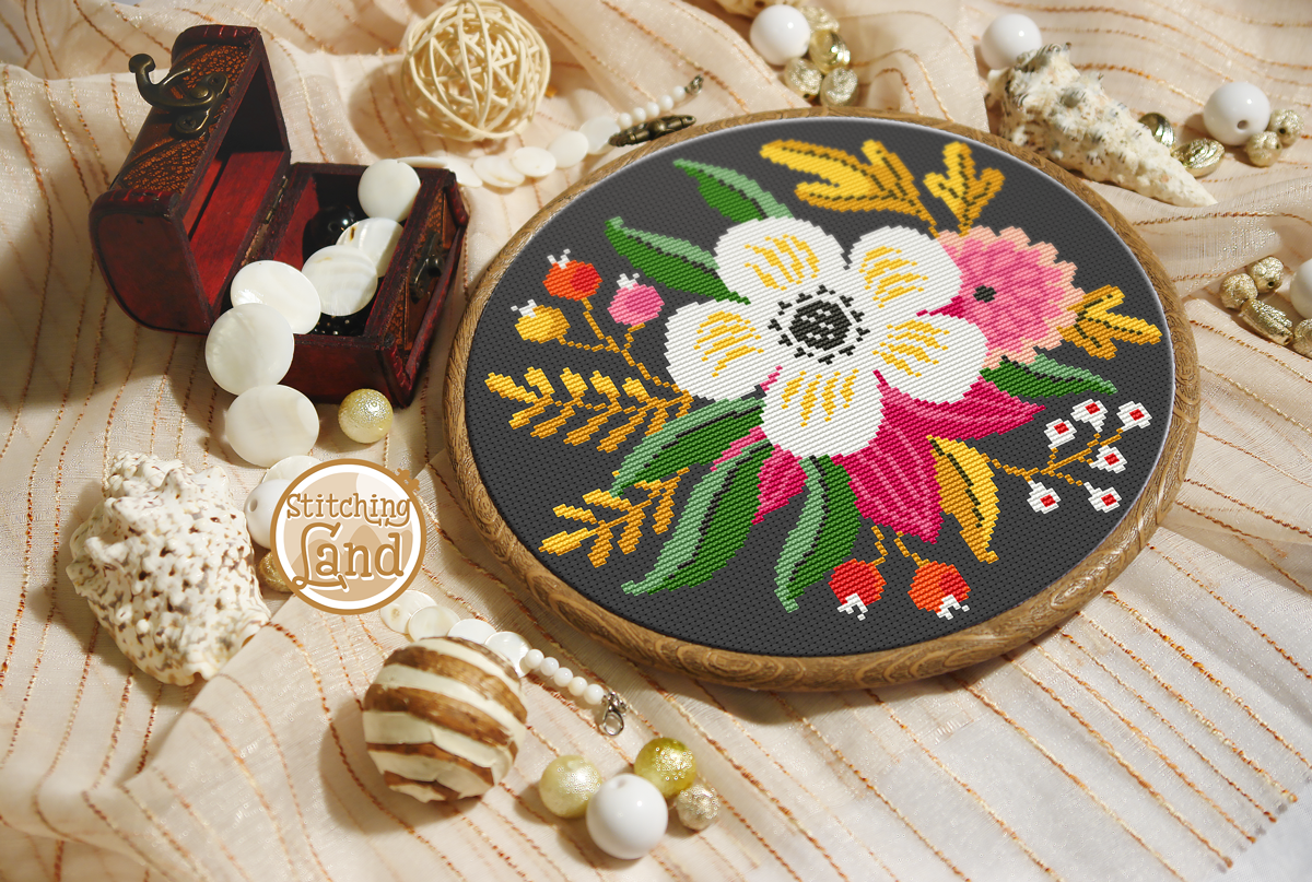 White Flowers II Cross Stitch Pattern