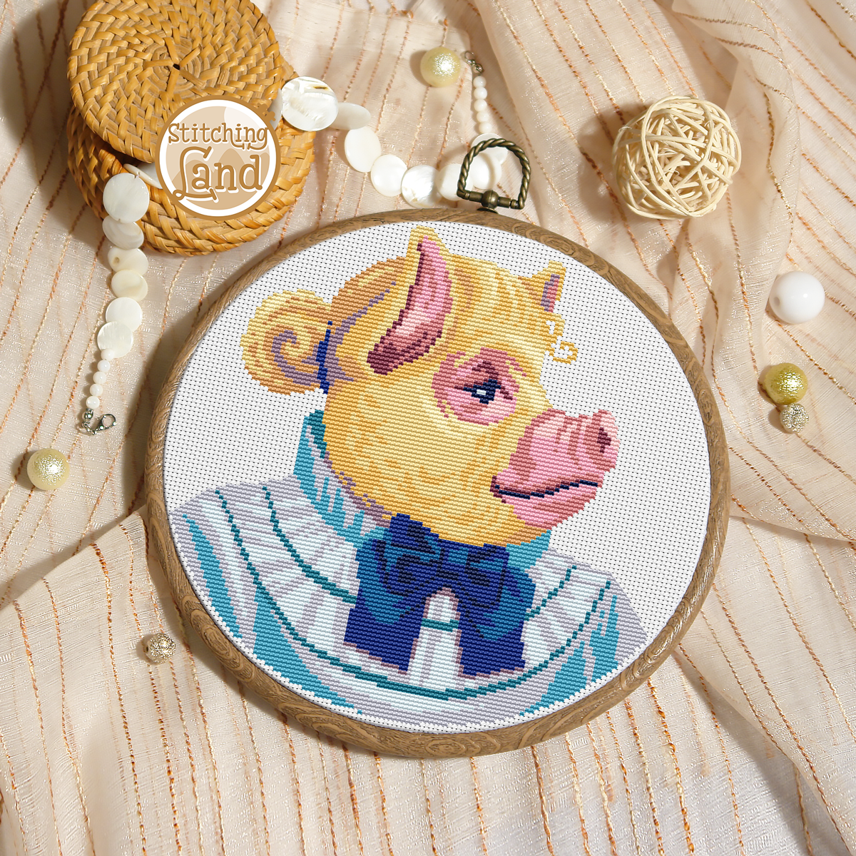 Mrs. Pig Cross Stitch Pattern
